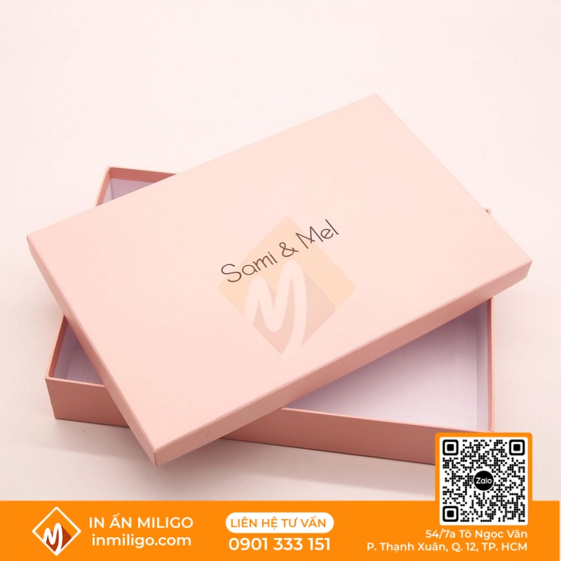 in hộp giấy đựng quần áo
