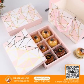 in hộp giấy đựng bánh