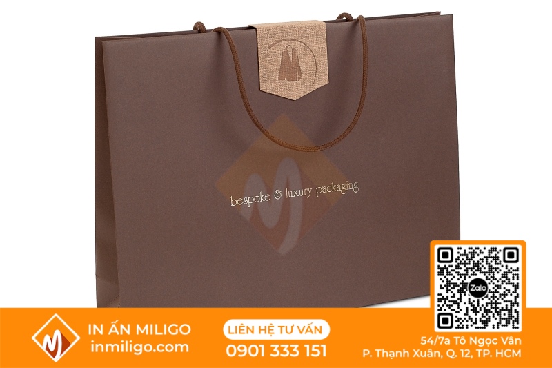 in túi giấy đựng quần áo