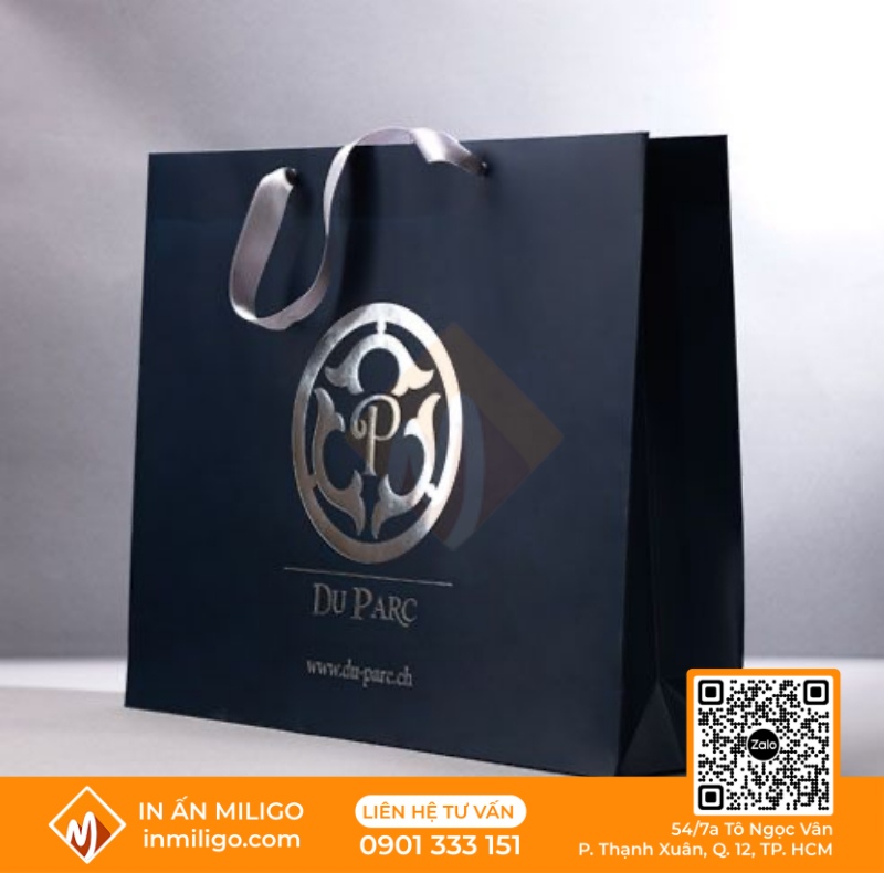 in túi giấy đựng quần áo