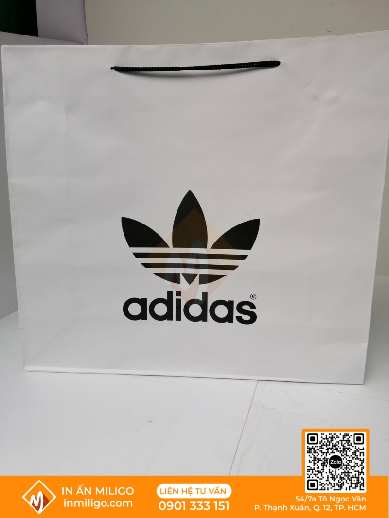 túi giấy Adidas