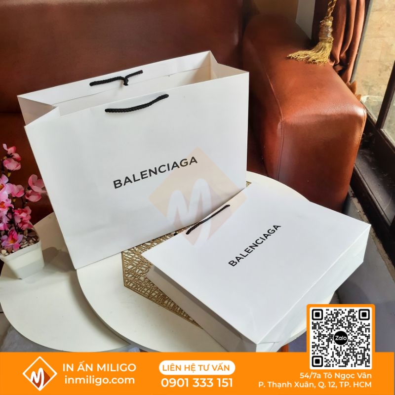 túi giấy Balenciaga