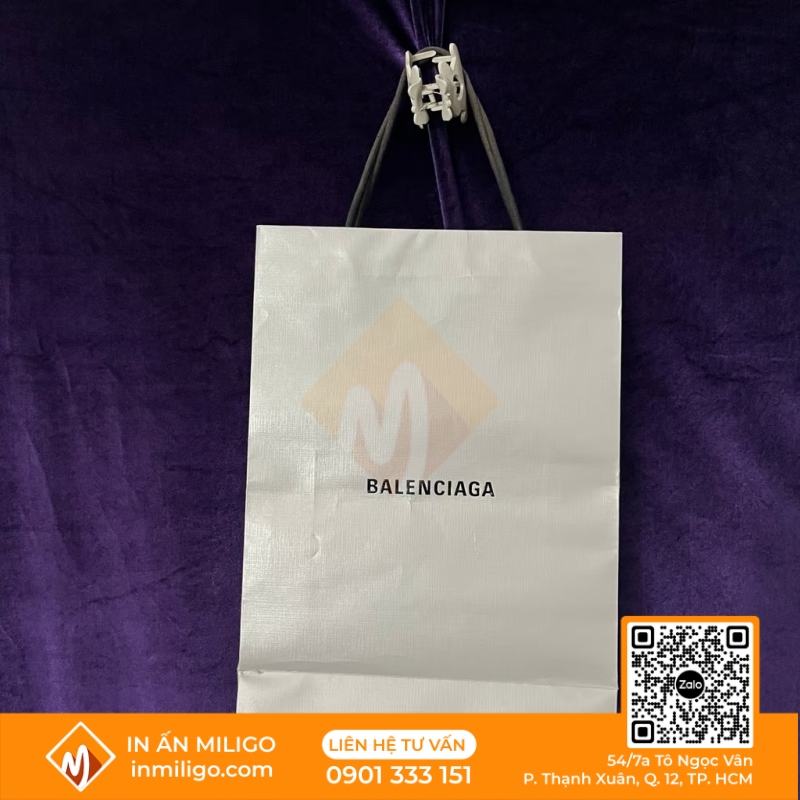 túi giấy Balenciaga
