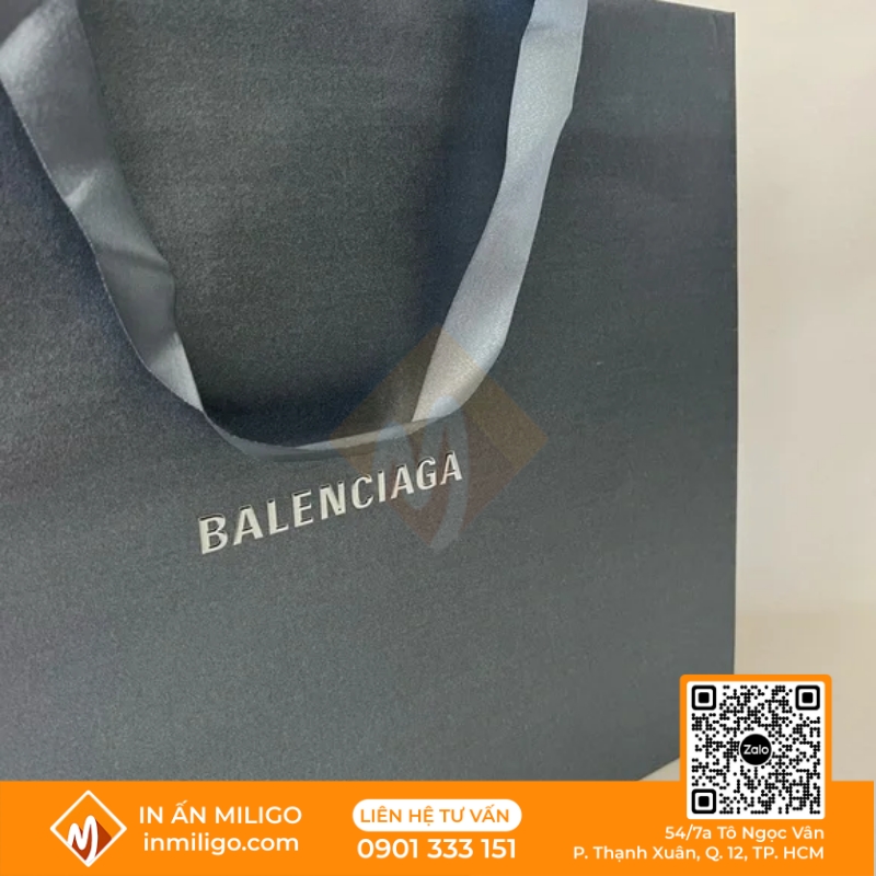túi giấy Balenciaga