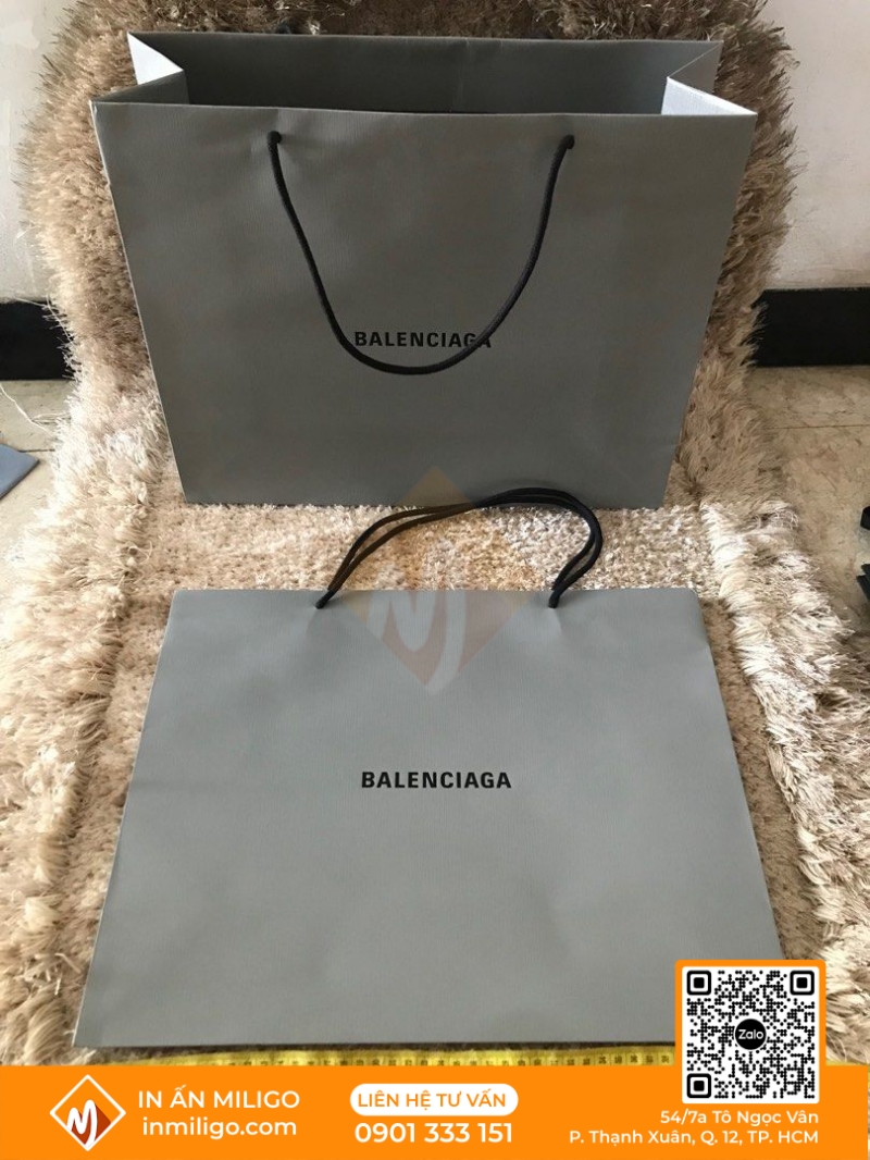 túi giấy Balenciaga