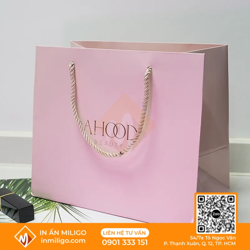 Túi giấy màu hồng