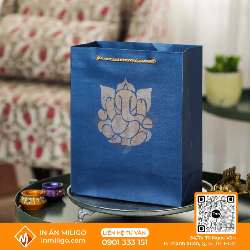 túi giấy bìa cứng