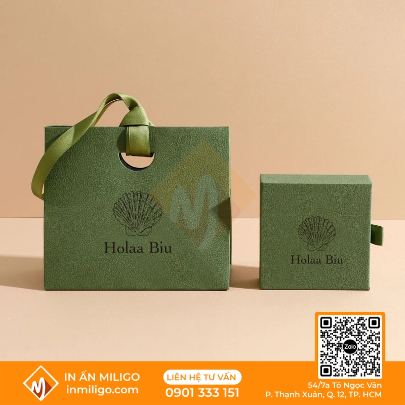 túi giấy bìa cứng