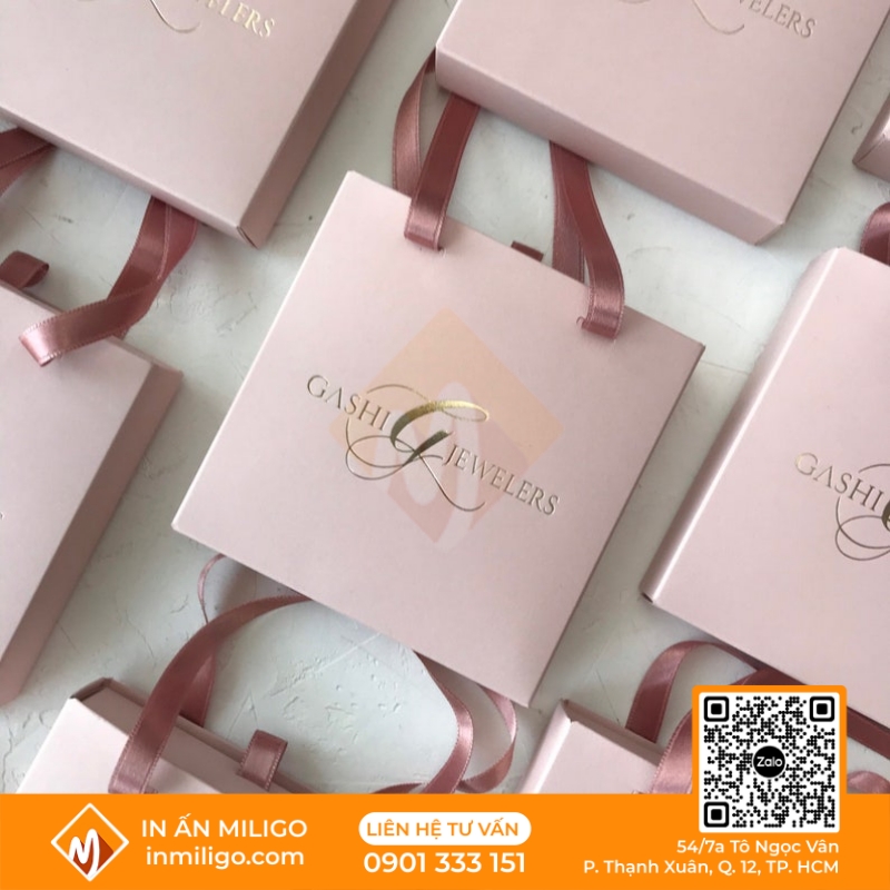 túi giấy đựng nước hoa