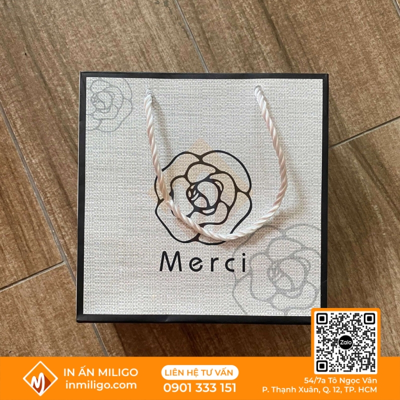 túi giấy đựng nước hoa
