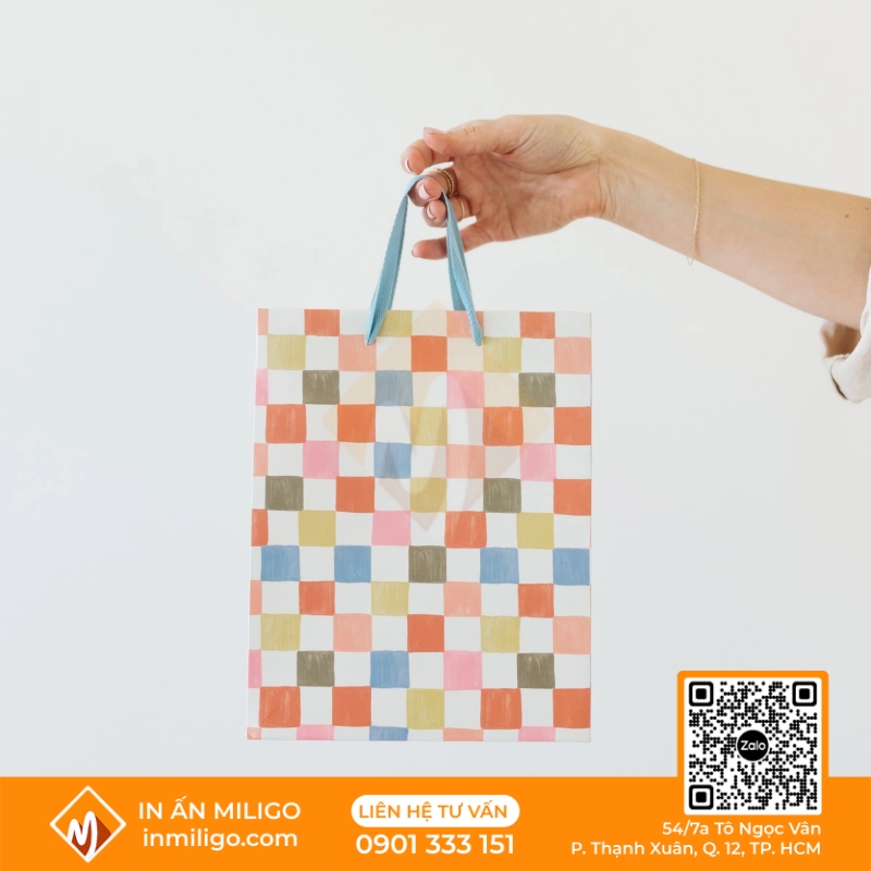 túi giấy kẻ caro