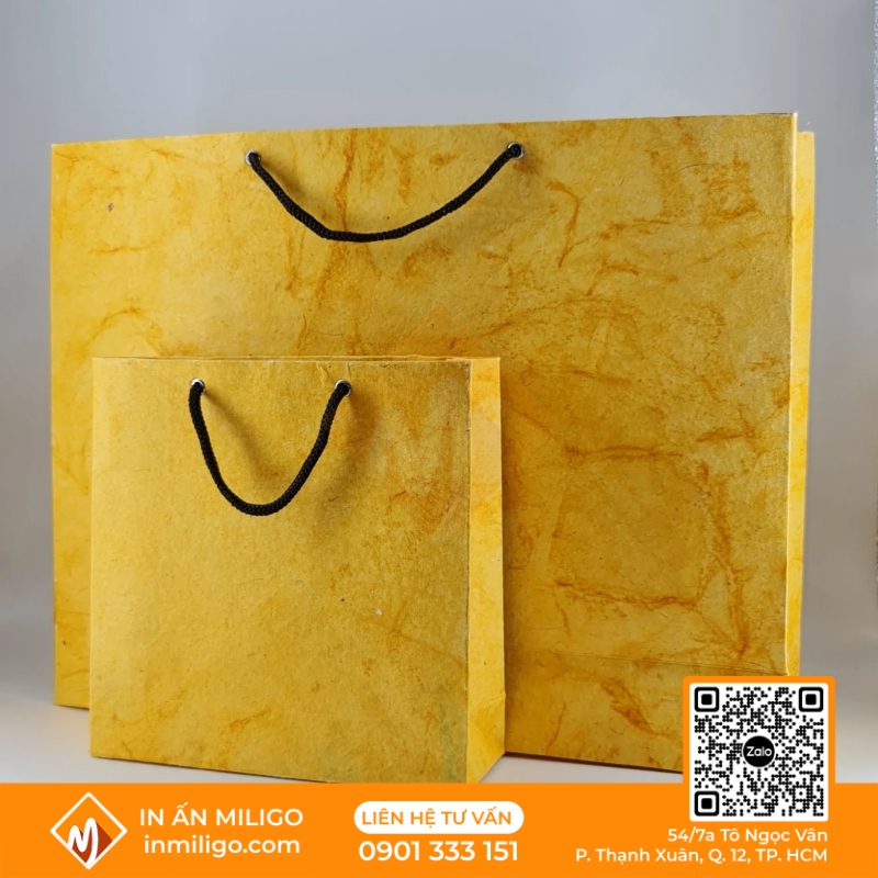 túi giấy màu vàng