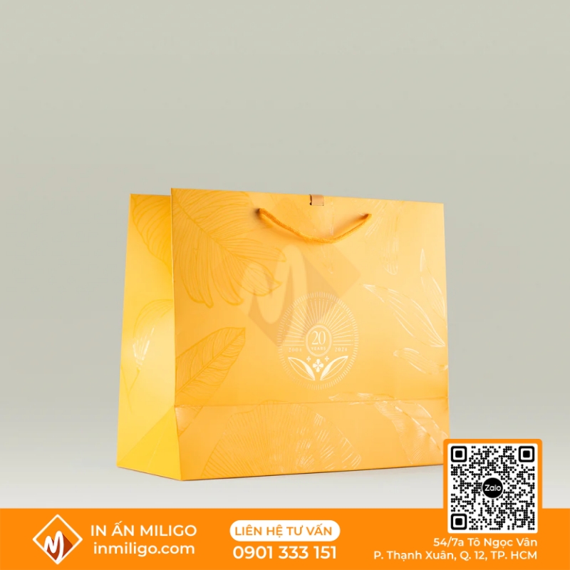 túi giấy màu vàng