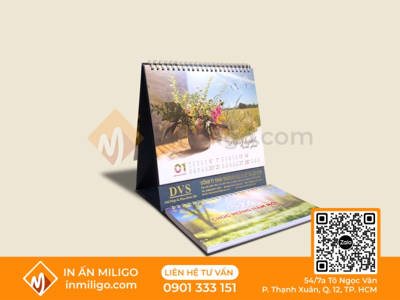 lịch để bàn chữ M