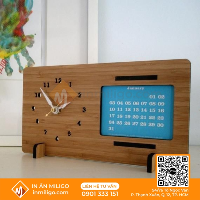 lịch gỗ để bàn